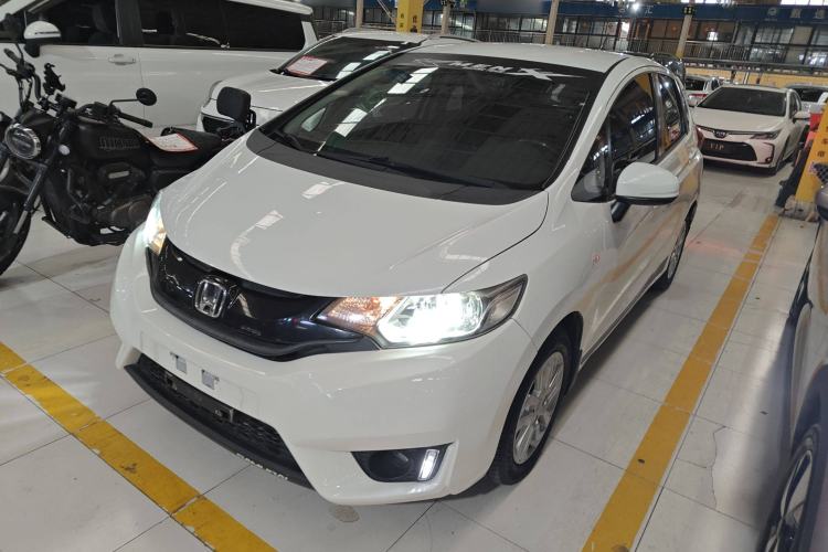 Used Honda Fit 2016 1.5L LX Manual Comfort Model
