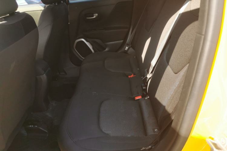 Used  Renegade 2017 180T Automatic Kinetic Edition+
