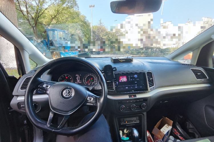 Used Volkswagen Sharan 2016 280TSI Enjoyment Model 7-Seater
