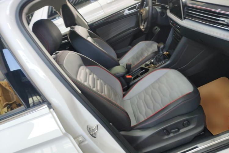 Used Volkswagen Tiguan L 2022 380TSI Automatic All-Wheel Drive R-Line Flagship 7-Seater
