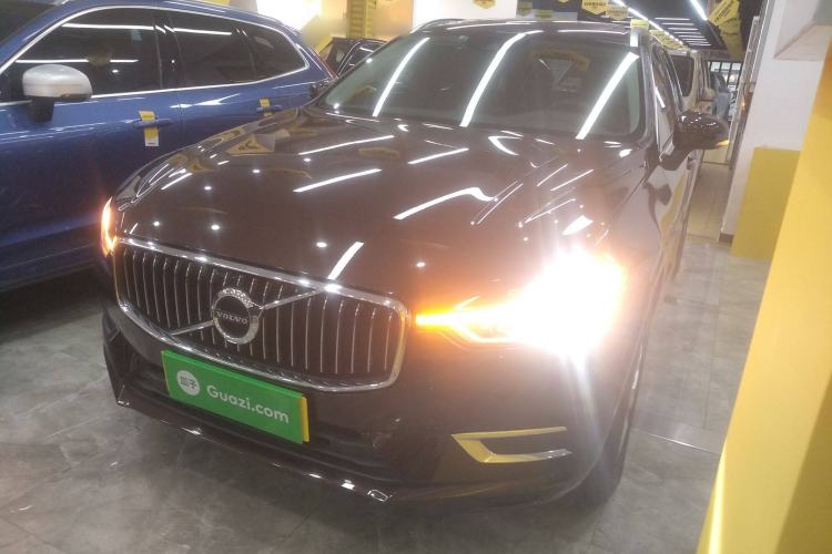 Used Volvo XC60 2019 T5 4x4 Smart Edition China V Standard
