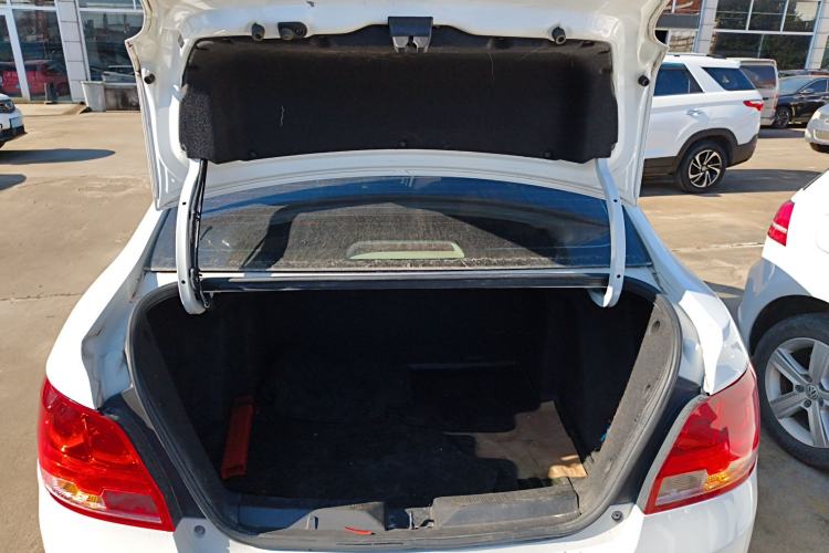 Used Chevrolet Sail 2015 Sail 3 1.5L Manual with Ideal Sunroof Edition
