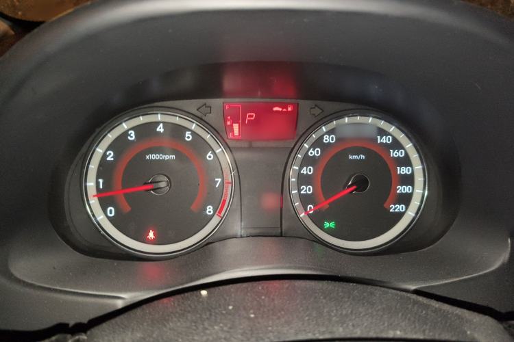 Used Hyundai Verna Ray 2014 1.4L Automatic GLX