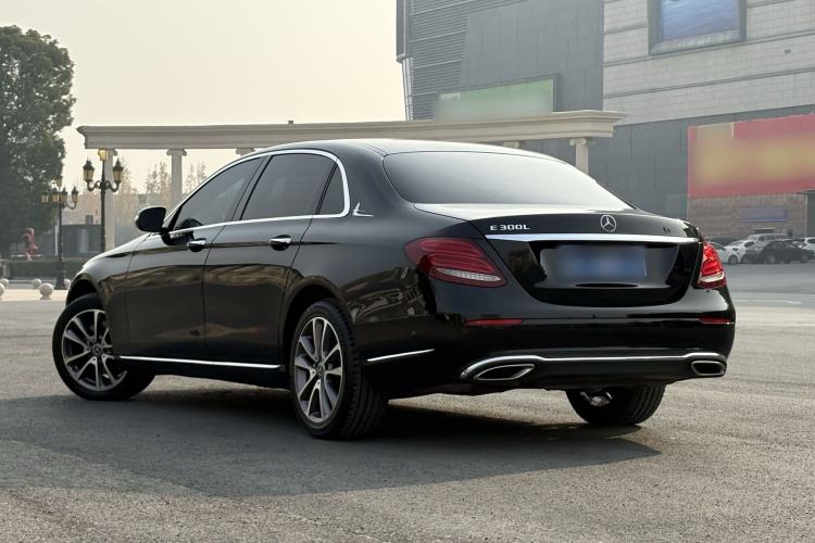 Used Mercedes-Benz E-Class 2019 E 260 L