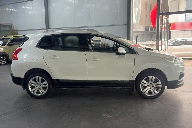 Used Peugeot 3008 2015 2.0L Automatic Classic Edition
