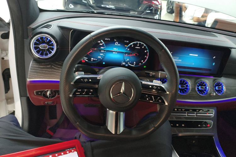 Used Mercedes-Benz E-Class 2023 Restyled E 300 L Sporty and Stylish Edition
