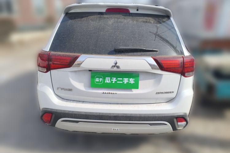 Used Mitsubishi Outlander 2020 2.0L Two-Wheel Drive Enjoyment Version 5 Seats