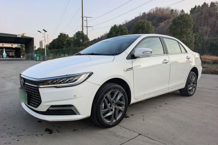 Used BYD Qin New Energy 2019 High-Range Luxury Model