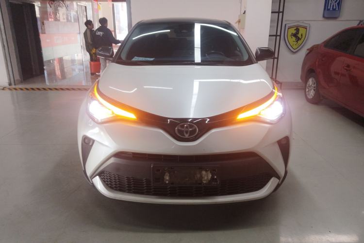 Used Toyota C-HR 2021 2.0L Luxury Edition
