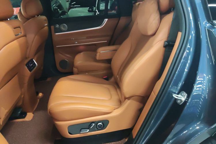 Used Hima AITO M9 2024 Range-Extended Ultra Version 42 kWh 6-Seater Model
