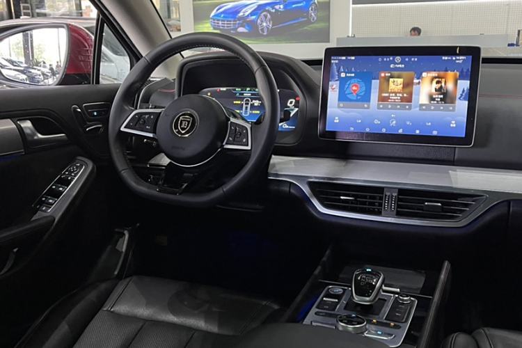 Used BYD Tang New Energy 2018 DM 2.0T All-Wheel Drive Smart Connectivity Enjoyment Model 5 Seats China V Emission Standard
