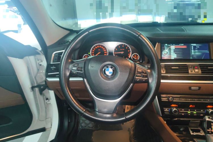 Used BMW 5 Series GT 2014 528i Leading Model