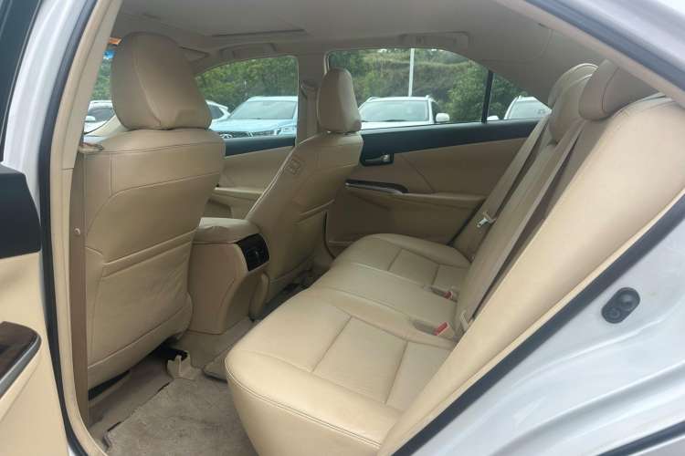 Used Toyota Camry 2016 2.0G 10th Anniversary Leading Edition
