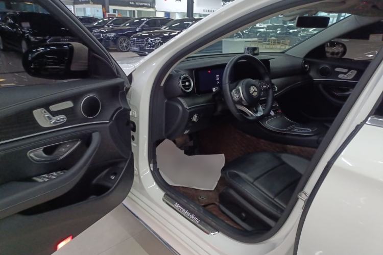 Used Mercedes-Benz E-Class 2019 Restyled E 300 L Sporty and Stylish Edition