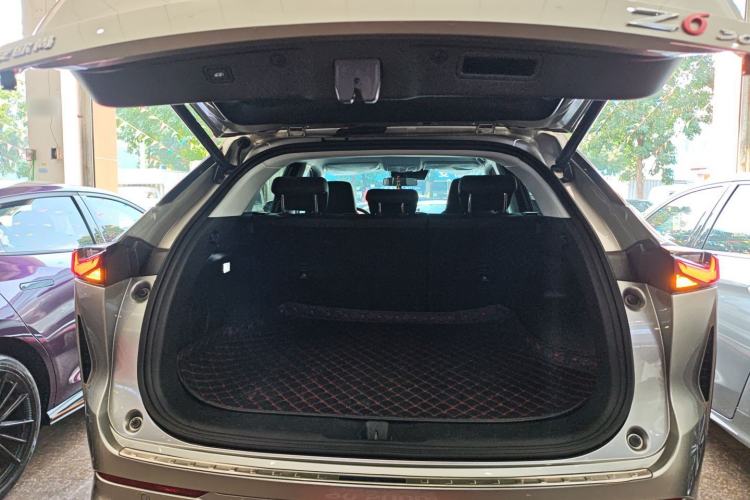 Used Oshan Z6 2023 Blue Whale 1.5T DCT Smart Edition
