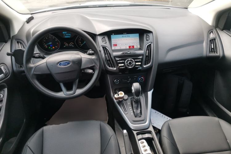 Used Ford Focus 2017 Hatchback 1.6L Automatic Comfort Plus SmartDrive Edition
