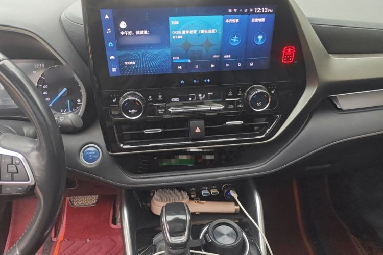 Used Toyota Highlander 2022 Dual-Engine 2.5L Four-Wheel Drive Prestige Version 7 Seats
