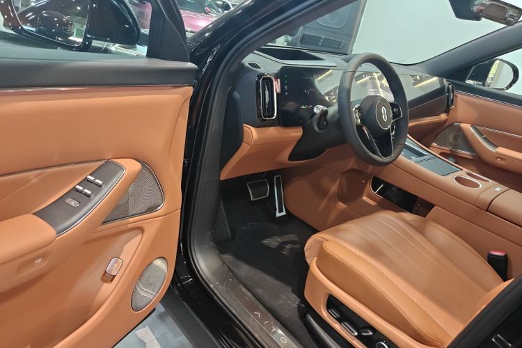 Used Hima AITO M8 2025 Extended-Range Max+ Version 53.4 kWh 6-Seater Edition