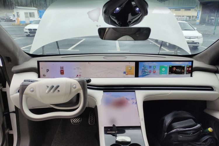 Used  LS7 2023 100kWh Lux Rear-Drive Version