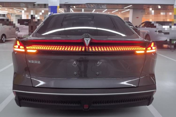 Used  SL03 2023 200Max Range-Extended Version
