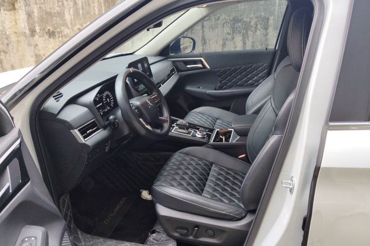 Used Mitsubishi Outlander 2023 1.5T CVT Four-Wheel Drive Prestige Edition 7 Seats