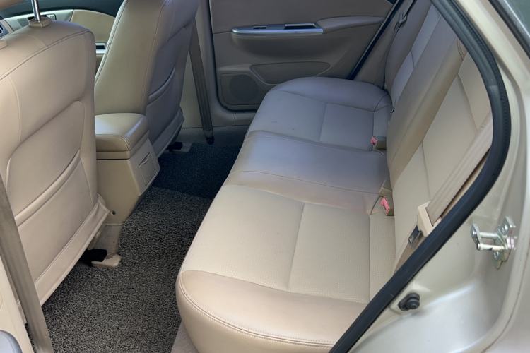 Used Buick Excelle 2013 1.5L Manual Classic Model
