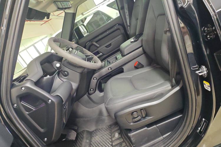 Used Land Rover Defender 2023 110 3.0T P400 Dark Edition
