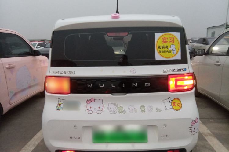 Used Wuling Hongguang MINIEV 2022 Easy Version Lithium Iron Phosphate
