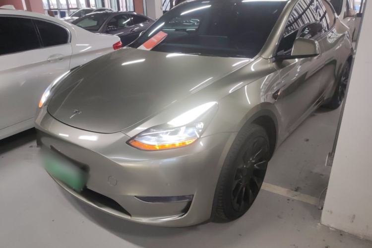 Used Tesla Model Y 2021 Long-Range All-Wheel-Drive Version