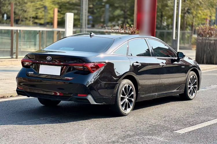 Used Toyota Avalon 2022 Dual-Engine 2.5L Luxury Edition