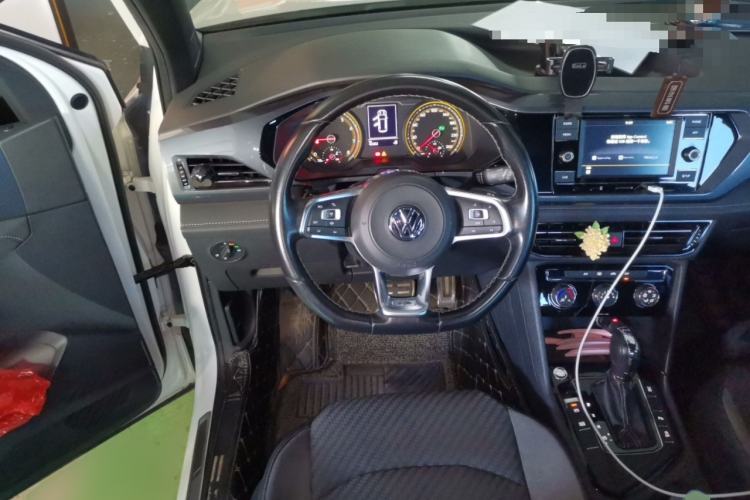 Used Volkswagen Tharu 2019 280TSI Two-Wheel Drive R-Line China V Standard