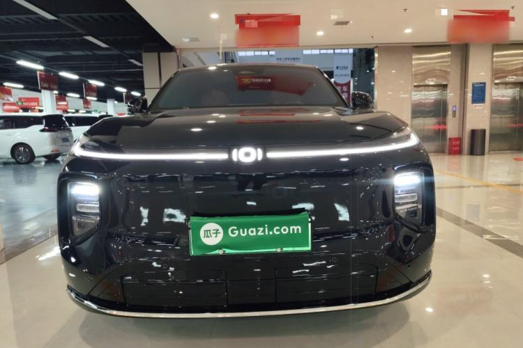 Used  Q07 2025 215 Flagship PLUS
