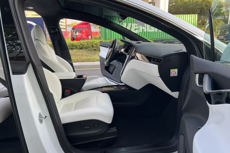Used Tesla Model X 2019 Long-Range Version
