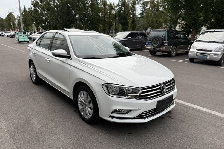 Used Volkswagen Bora 2016 1.6L Automatic Comfort Model
