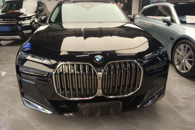 Used BMW 7 Series 2023 740Li Leading Model M Sport Package