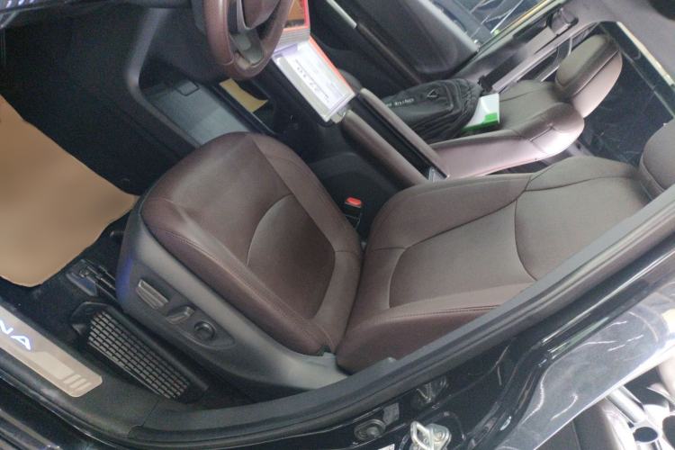 Used Toyota Sienna 2021 2.5L Hybrid Platinum Edition