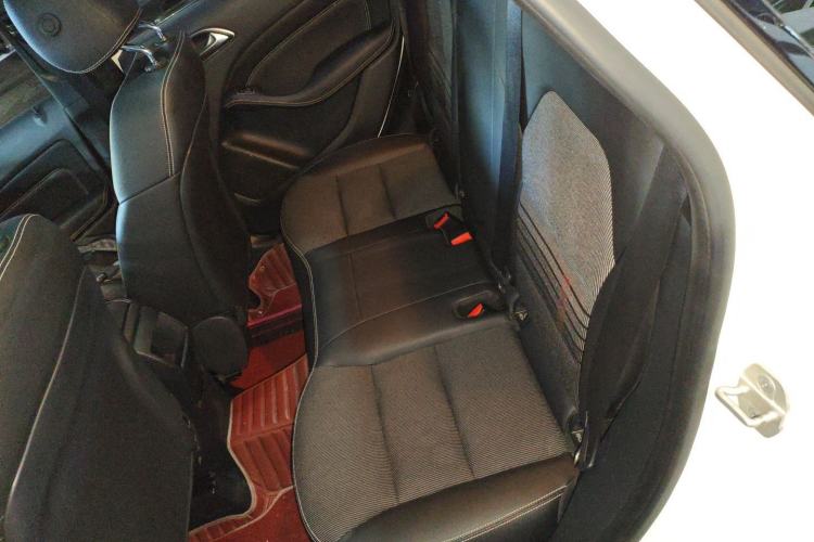 Used Mercedes-Benz B-Class 2015 B 200 Sport Edition
