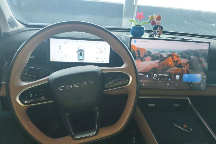 Used Chery Tiggo 8 L 2024 2.0T Two-Wheel Drive Luxury Edition 5 Seats