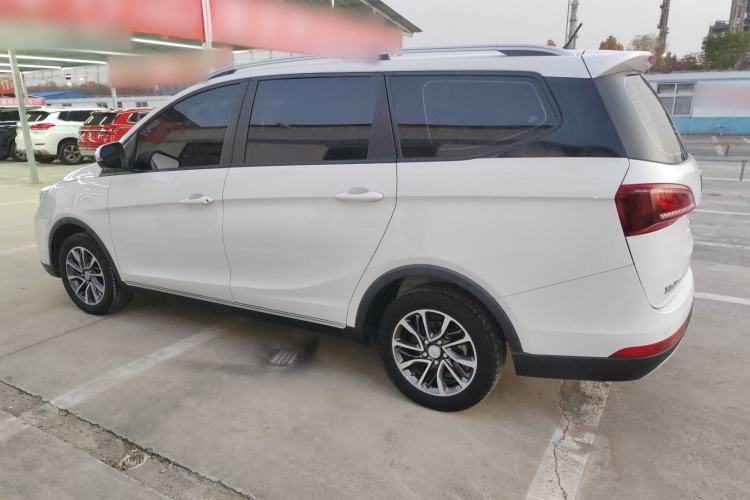 Used Baojun 730 2021 1.5L Manual Fashion Version 7 Seats
