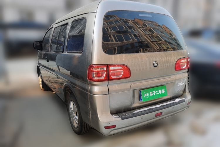 Used FORTHING Lingzhi 2023 M5 1.6L Practical Model 5 Seats