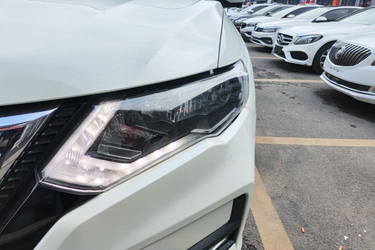 Used Nissan X-Trail 2019 2.0L CVT Smart Connect Comfort Edition 2WD