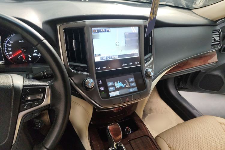 Used Toyota Crown 2015 2.5L Elite Edition

