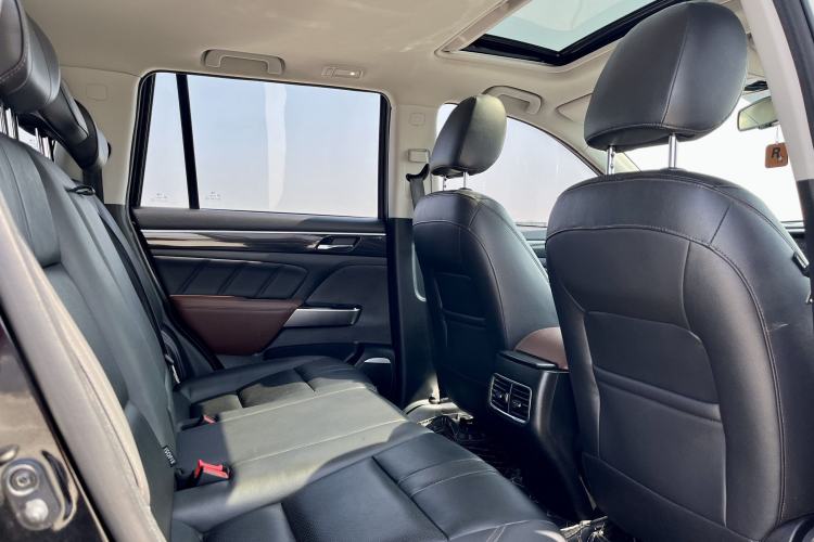 Used GAC Trumpchi GS7 2019 390T Two-Wheel-Drive Luxury Version