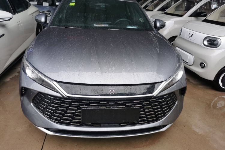 Used BYD Qin L 2025 DM-i Smart Drive 80KM Superior Model
