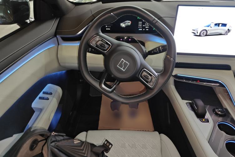 Used Zeekr 001 2025 WE Edition 100 kWh Rear-Wheel Drive
