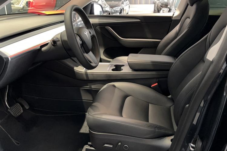 Used Tesla Model Y 2024 Rear-Wheel-Drive Version