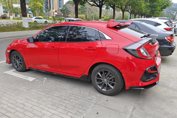 Used Honda Civic 2021 HATCHBACK 220TURBO CVT New Trendsetter
