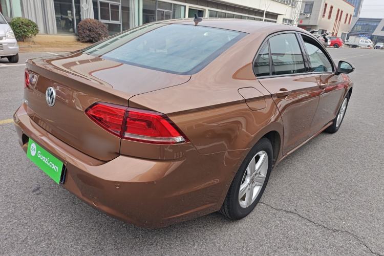 Used Volkswagen Lamando 2015 230TSI DSG Fashion Edition
