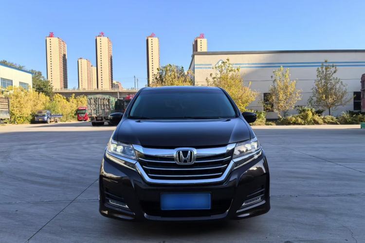 Used Honda Elysion 2016 2.4L Style Edition
