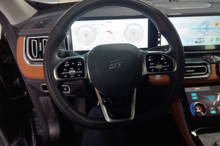 Used JETOUR Shanhai Shanhai L7 2024 1.5T 120km MAX 5-Seater
